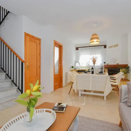 بيت للعطل Alhambra Y Sierra Nevada A Un Paso Chimenea, Parking Gratis *